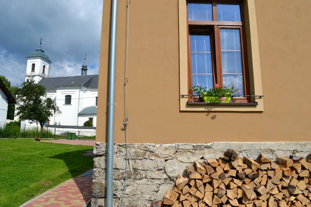 Pension Stara Skola Vysoke Zibridovice Luaran gambar